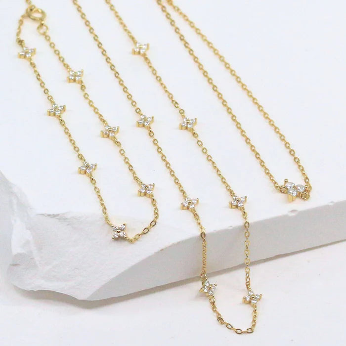 Gold star necklace