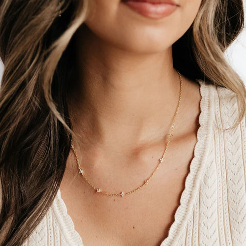 Gold star necklace