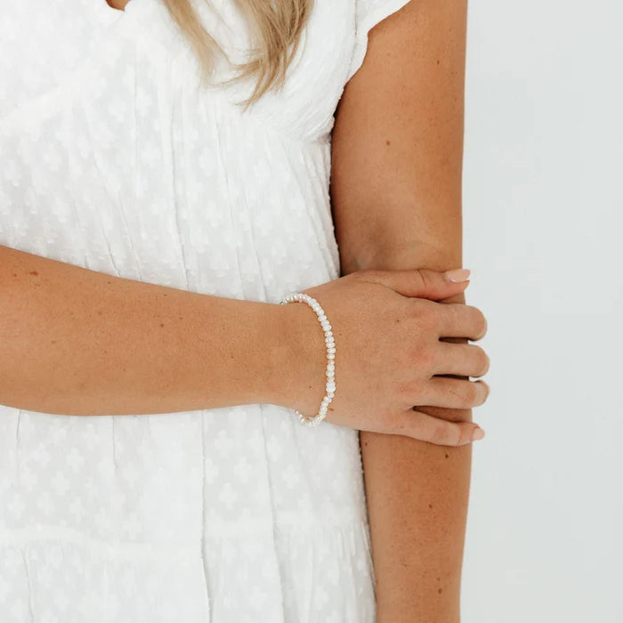 Natural freshwater pearl bracelet